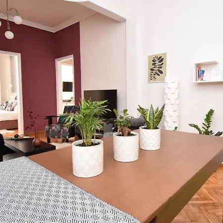 4 Travelers Apartment Thessaloniki