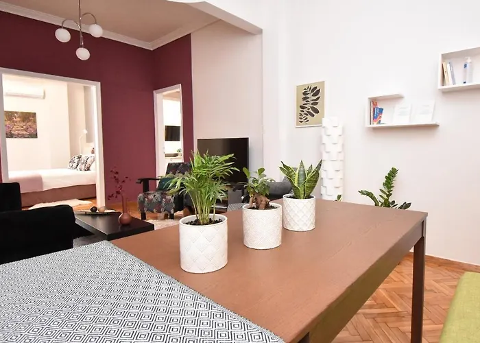 4 Travelers Apartment Thessaloniki